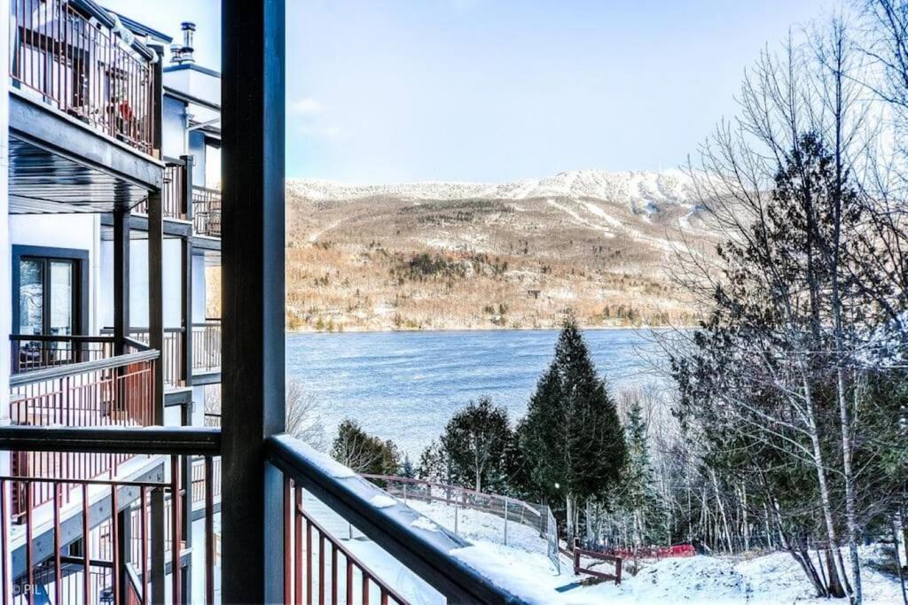 Chic Mt-Tremblant Condo With View On The Lake By Denstays Μοντ Τρεμπλάν Εξωτερικό φωτογραφία