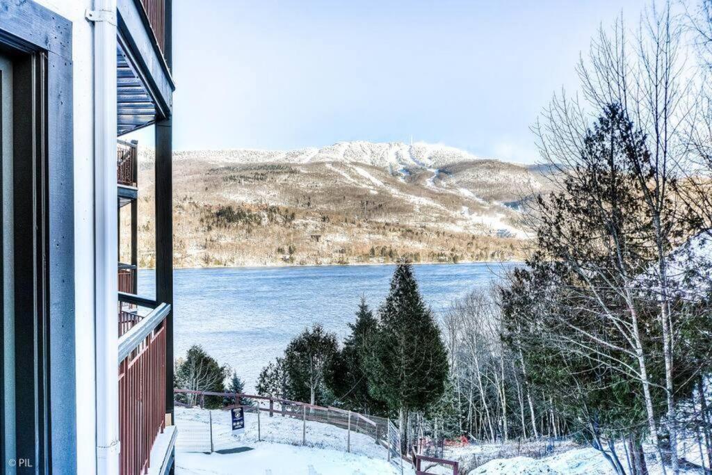 Chic Mt-Tremblant Condo With View On The Lake By Denstays Μοντ Τρεμπλάν Εξωτερικό φωτογραφία