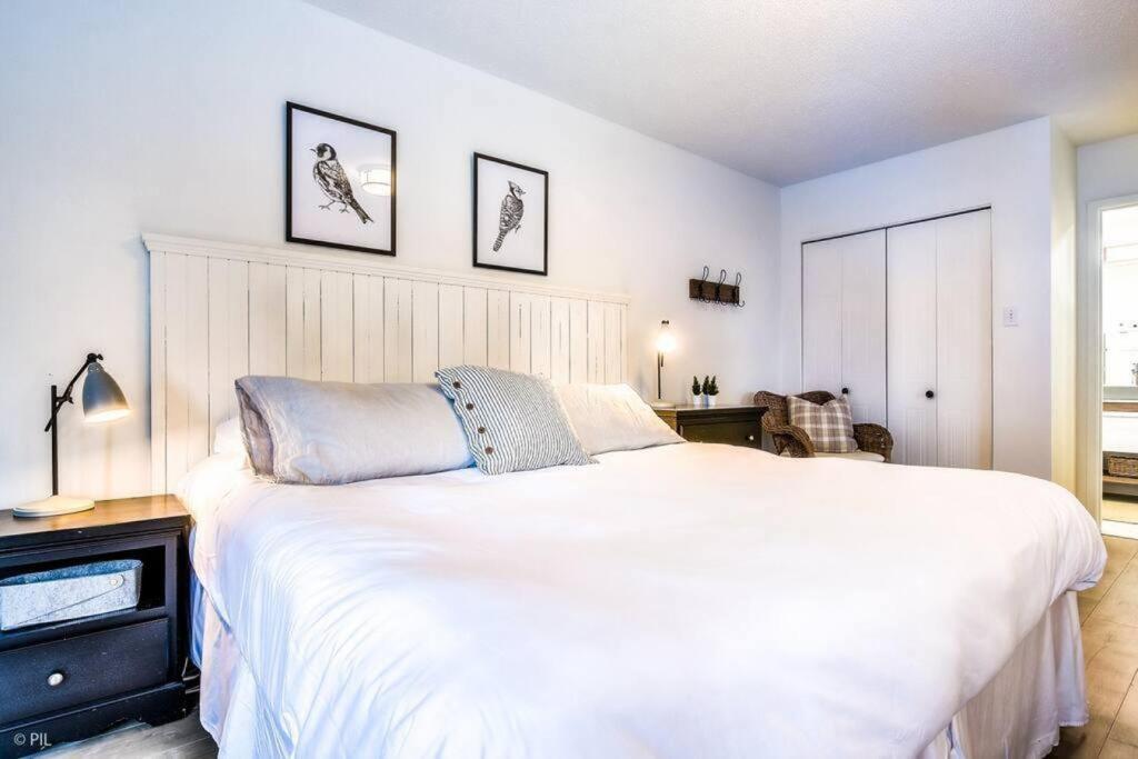 Chic Mt-Tremblant Condo With View On The Lake By Denstays Μοντ Τρεμπλάν Εξωτερικό φωτογραφία