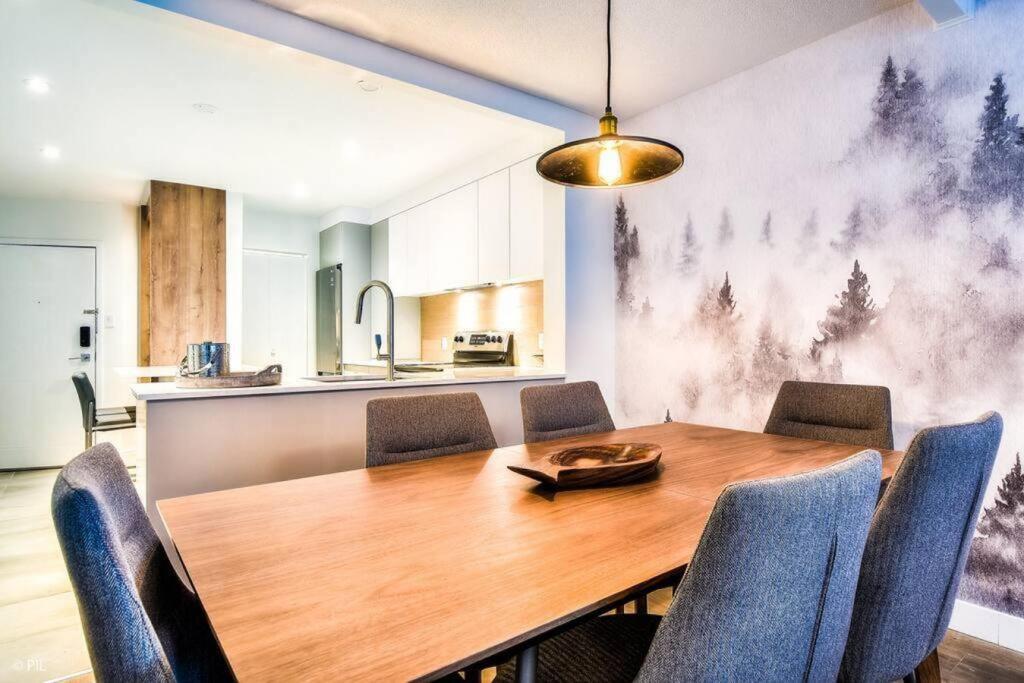 Chic Mt-Tremblant Condo With View On The Lake By Denstays Μοντ Τρεμπλάν Εξωτερικό φωτογραφία