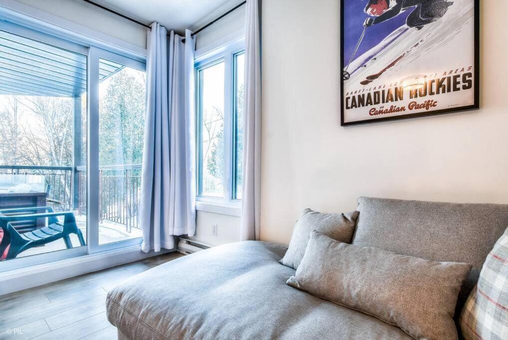 Chic Mt-Tremblant Condo With View On The Lake By Denstays Μοντ Τρεμπλάν Εξωτερικό φωτογραφία