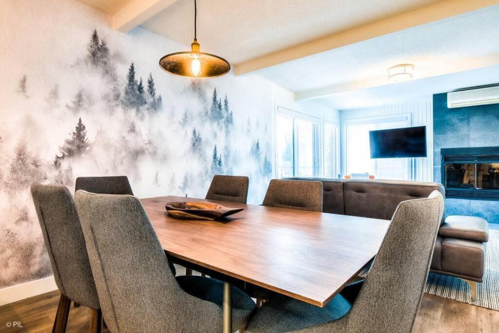 Chic Mt-Tremblant Condo With View On The Lake By Denstays Μοντ Τρεμπλάν Εξωτερικό φωτογραφία