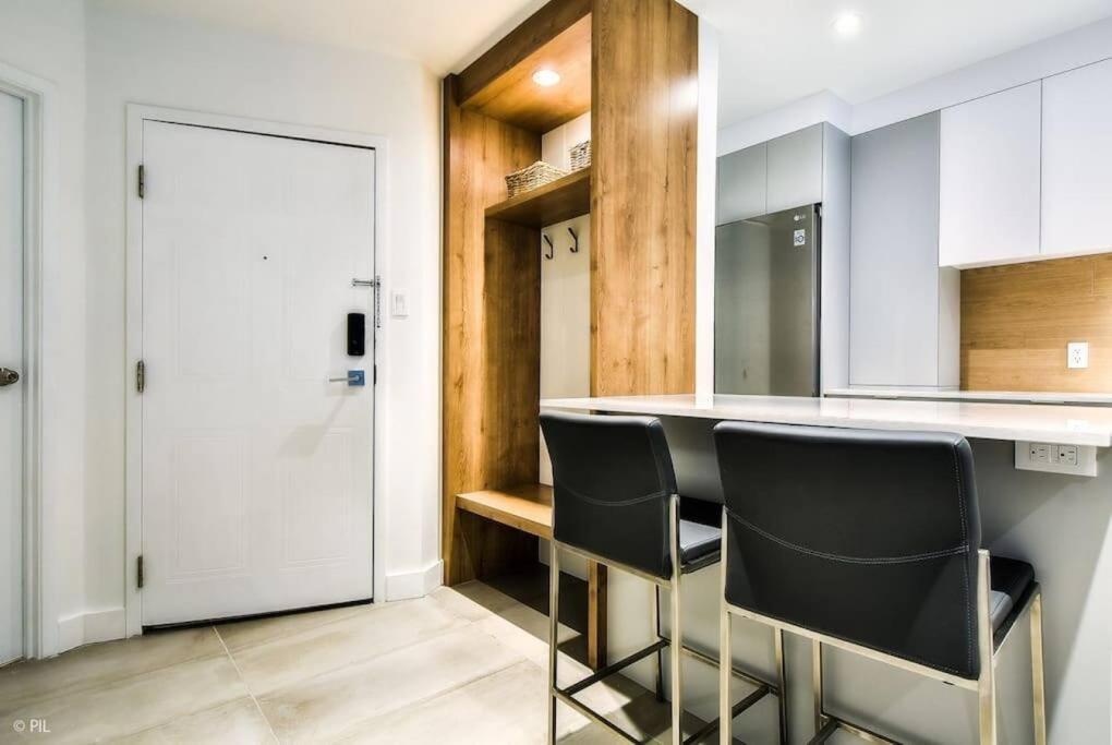 Chic Mt-Tremblant Condo With View On The Lake By Denstays Μοντ Τρεμπλάν Εξωτερικό φωτογραφία